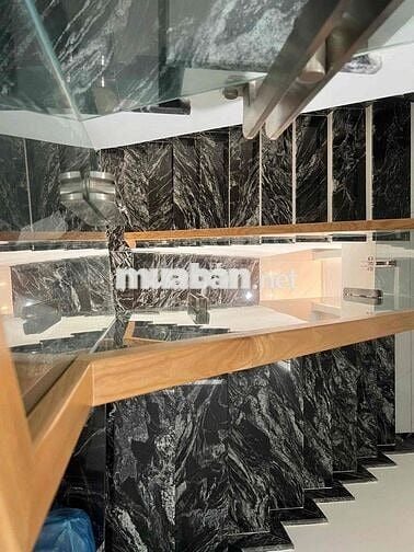 BÁN NHÀ MT ĐƯỜNG DƯƠNG QUẢNG HÀM, CÒN TL