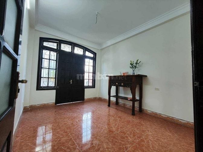 Cho thuê nhà phố Ngọc Khánh Ba Đình hợp ở, làm VP 