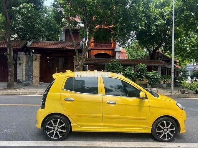 Kia Morning 2011 Số tự động Vàng