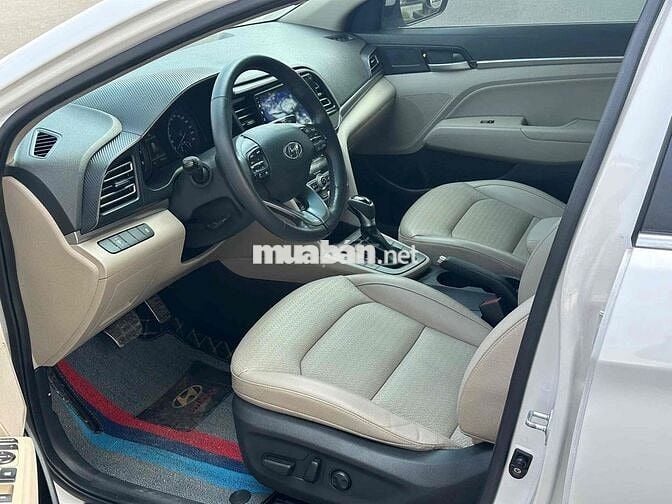 Hyundai Elantra 2020 2.0 AT - 72000 km bao zin
