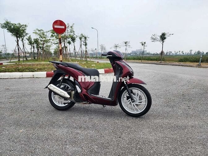 Bán chiếc SH lên vỏ ý máy zin hồ sơ cầm tay