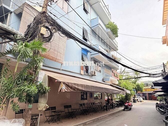 Chủ đi nước ngoài định cư bán gấp lô đất đường xe tải, ngay Học Viện T