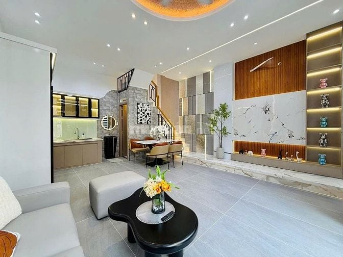 chính chủ kẹt tiền cần bán nhà Võ Thị Sáu, quận 3