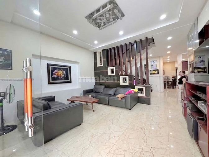 CẠNH ÂU CƠ,TÂN PHÚ.NHÀ MẶT TIỀN:160m2, NGANG RỘNG 7M.NHỈNH 19TY