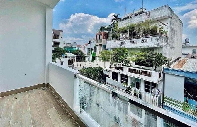 Studio ban công rộng nội thất mới giá hợp lý trong khu vực Bình Thạnh