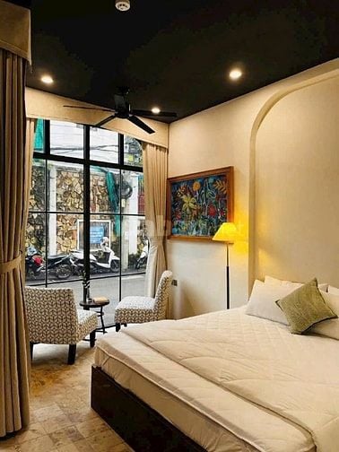Chào bán toà Boutique 4 tầng- 2 mặt tiền sát biển. Đà Nẵng - dòng tiền