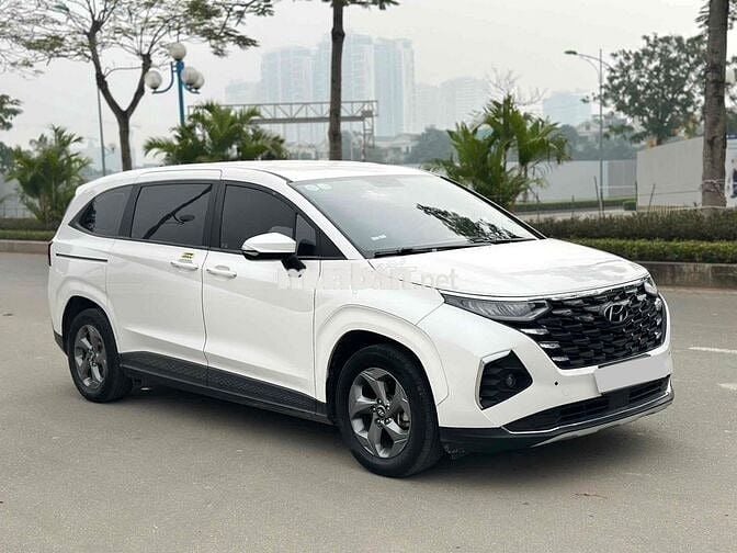 Hyundai Custin 2023 1.5Tubo Trắng 4 Vạn Tiêu Chuẩn