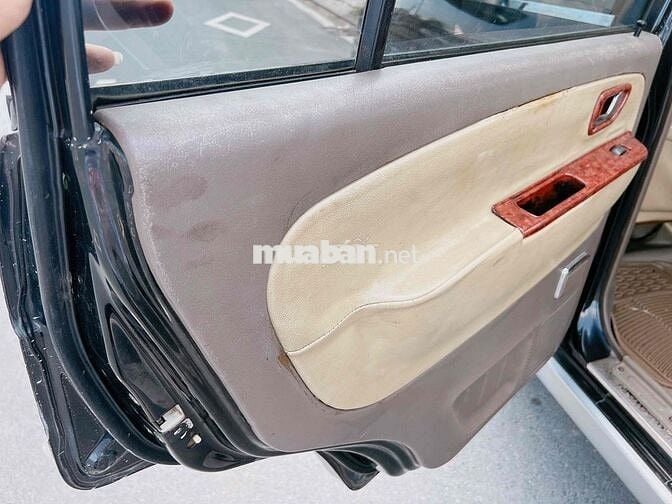 Mitsubishi 205 phun xăng trao đổi giao lưu xe