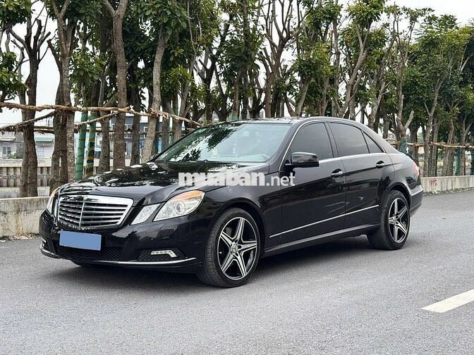 Mercedes-Benz E300 đời 2010 số tự động