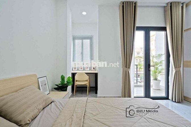 🥱🥱SIÊU PHẨM 1PN TÁCH BẾP NHÀ KÍNH BAN CÔNG SIÊU ĐẸP NGAY CHỢ BÀ CHIỂU