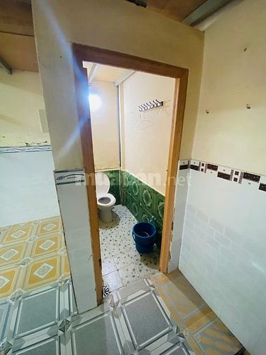 PHÒNG TRỌ GIÁ RẺ (1tr4) - KHÔNG NGẬP - NGAY TRUNG TÂM NINH KIỀU - CẦN 