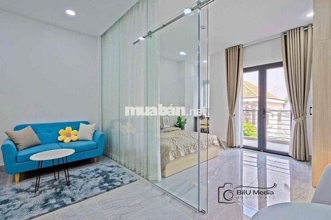 🥱🥱SIÊU PHẨM 1PN TÁCH BẾP NHÀ KÍNH BAN CÔNG SIÊU ĐẸP NGAY CHỢ BÀ CHIỂU