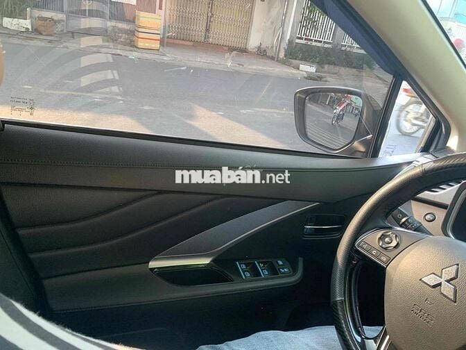 Mitsubishi Xpander Cross 2020 AT - 71000 km