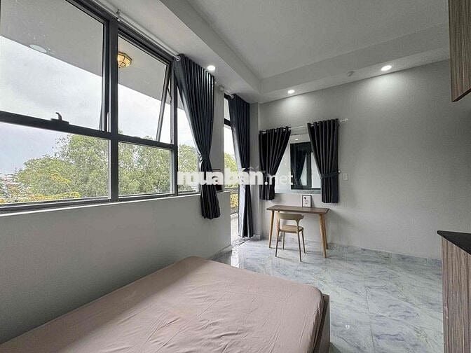 Cho Thuê Phòng Ban Công Cửa Sổ Lớn Full Nội Thất 35m2 Gần Q3, Q2, Q1