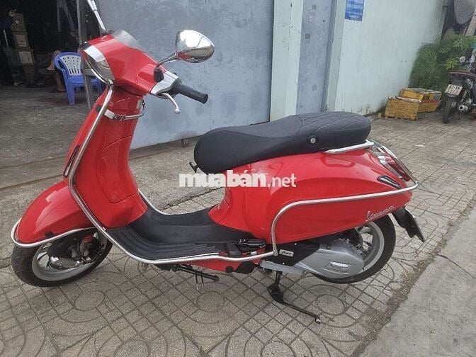 Piaggio Vespa Sprint 125 Đỏ 13.800 km