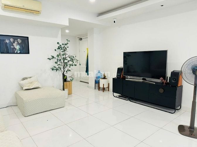 Tôi bán Peridot Building, An Dương Vư 3,35 tỷ, 100m2, 3PN, 3WC SSH.