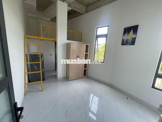 PHÒNG GÁC LỬNG BÁCH KHOA - SƯ PHẠM - MẸ NHU - FPT - CÓ CỬA SỔ