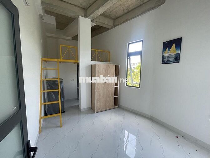 PHÒNG GÁC LỬNG BÁCH KHOA - SƯ PHẠM - MẸ NHU - FPT - CÓ CỬA SỔ