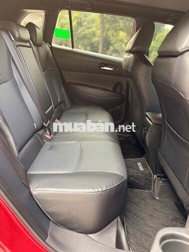 Corolla Cross 2024 Model 2025 1.8V Đỏ 1 Vạn Km