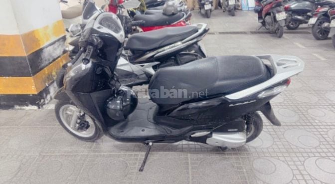 Xe Honda Lead Smartkey 2021 mầu đen 