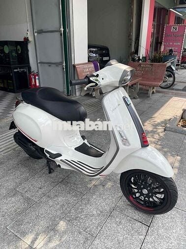 Piaggio Vespa Sprint 125 ABS Carbon 2019