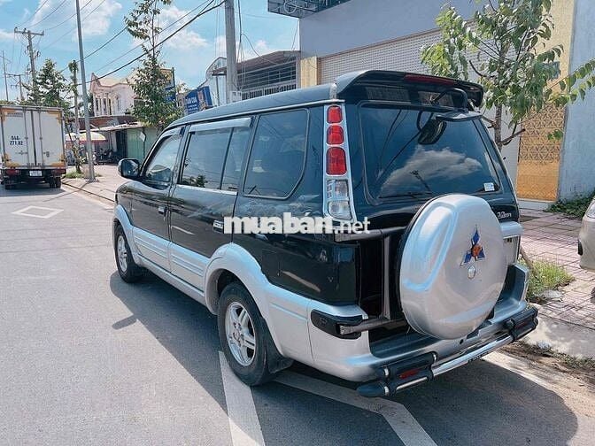 Mitsubishi 205 phun xăng trao đổi giao lưu xe