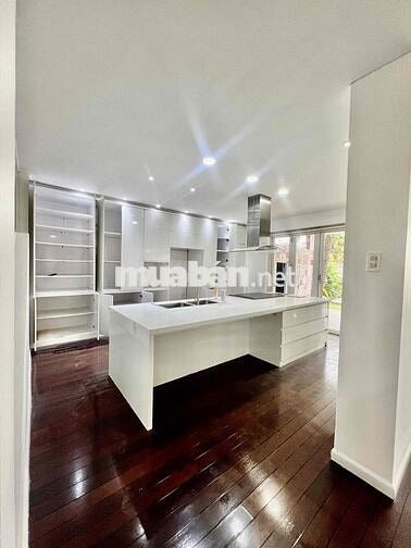 Cho Thuê Biệt Thự DT 800m2 Có Hồ Bơi Riêng Biệt Wiw Sông Sài Gòn