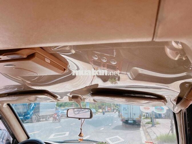 Mitsubishi 205 phun xăng trao đổi giao lưu xe