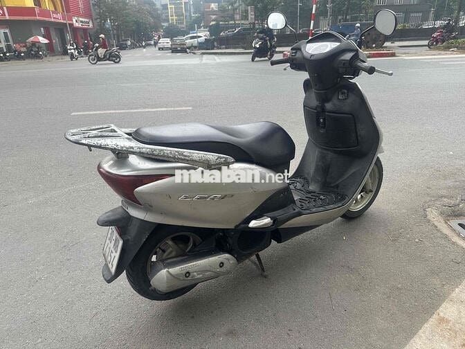 xe lead 2010  máy cực êm , đề phát nổ ngay