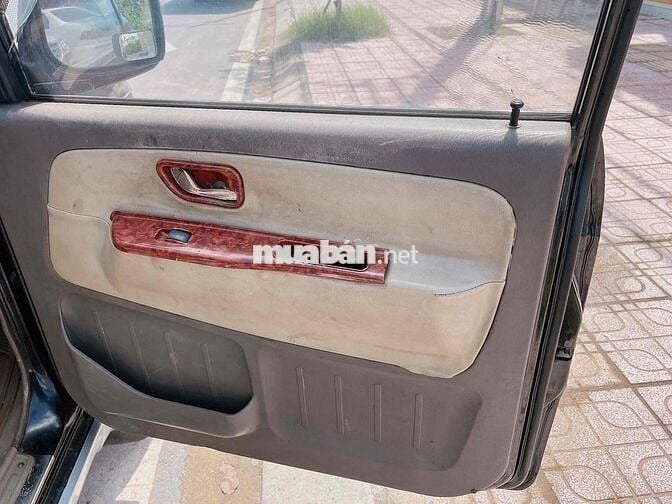 Mitsubishi 205 phun xăng trao đổi giao lưu xe