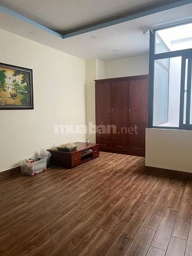 Bán Nhà : hẻm 8m đường Đồng Đen P.14 Q.Tân Bình Tp.HCM -dt:4x16m 4 lầu