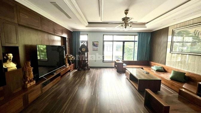  Phân Lô 3 Thoáng Phố Hoàng Ngân - Ô Tô Đỗ Cửa - 90M2 - 29 Tỷ.