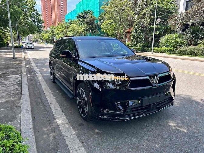 VinFast VF9 2024 Plus