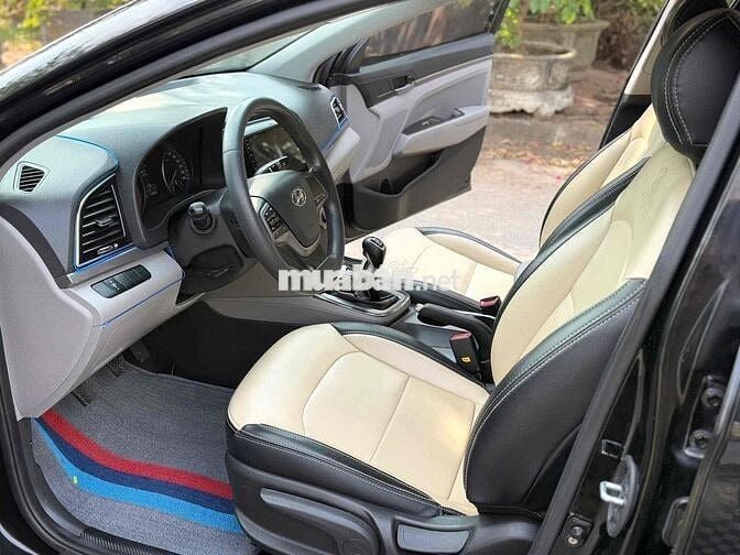 Hyundai Elantra 2017 1.6 MT - 90000 km