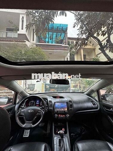 Kia K3 2014 2.0 AT - 18 km