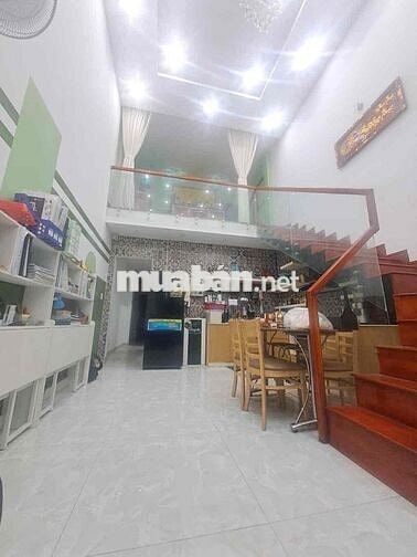 Nhà diện tích khủng mặt tiền đường lớn  ngay Thạnh Xuân 52