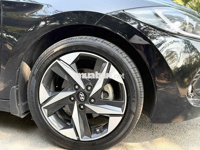 Hyundai Elantra 2017 1.6 MT - 90000 km