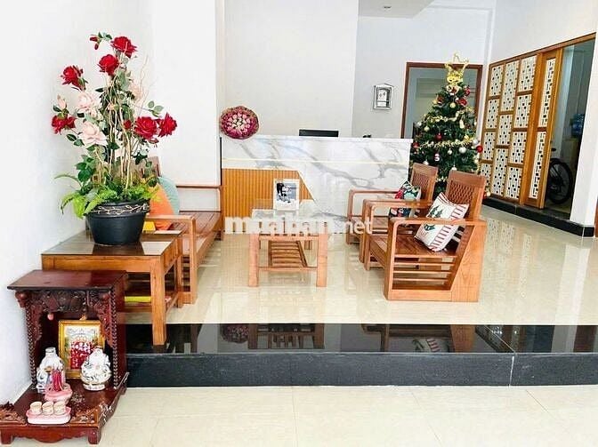 CHO THUÊ BIỆT THỰ SÂN VƯỜN - KHU VIP CAO THẮNG, QUẬN 10