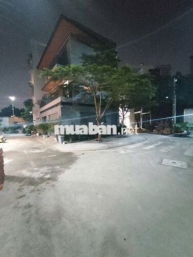 Hiếm- hẻm oto nhà ngay 4 xã. Giáp tân phú, khu vực nhà cao tầng,