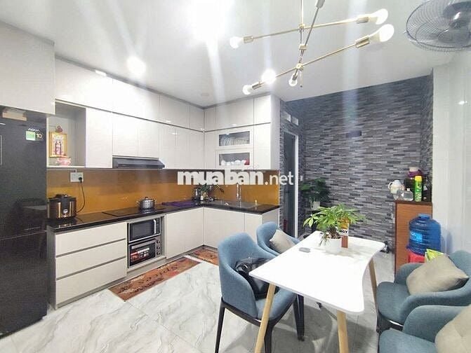 Hiếm- hẻm oto nhà ngay 4 xã. Giáp tân phú, khu vực nhà cao tầng,