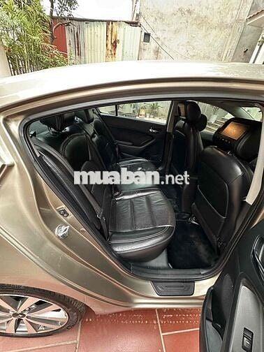 Kia K3 2014 2.0 AT - 18 km