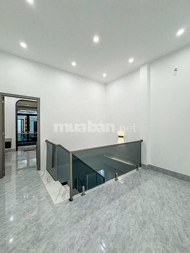 Nhà giá tốt Trần Bá Giao-Gò Vấp 60m2 giá 1Tỷ750 hẻm rộng oto ở ngay