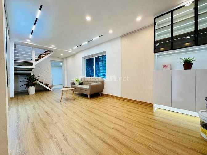 Nhà Đẹp Gần Phố, Bùi Ngọc Dương, Hai Bà Trưng 90m, giá 4.15 tỷ.