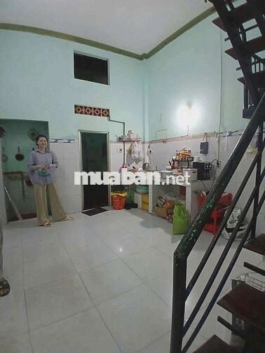 BÁN NHÀ ĐƯỜNG HUỲNH THỊ HAI 3,6×12, 2TẦNG SHR,HXT.