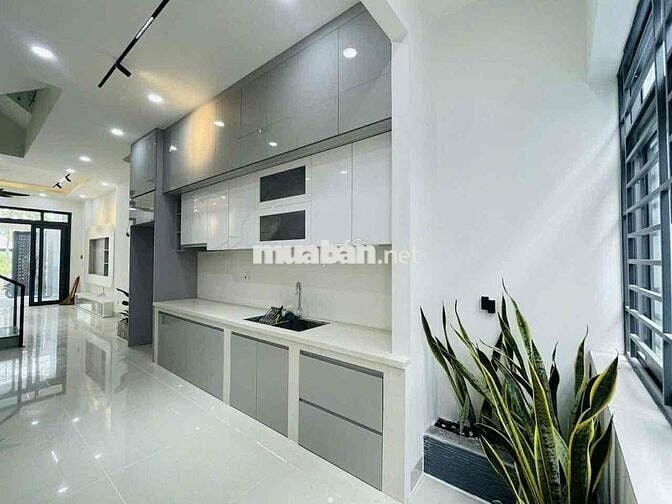 Bán Nhà 3 Lầu Khu Dân Cư Bưu Long ( SHR )