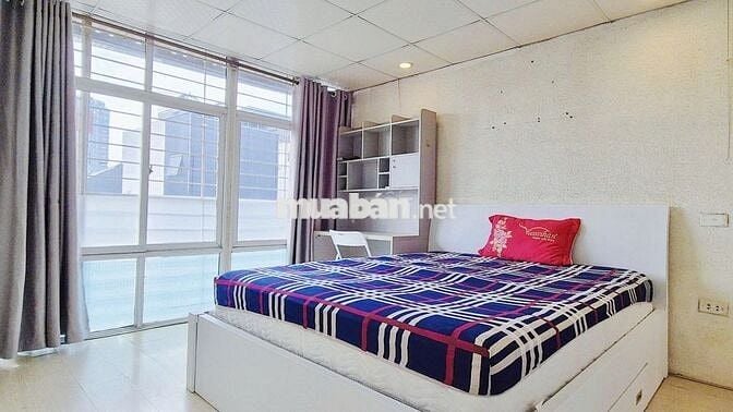 Bán căn hộ CCMN 3 phòng ngủ trung tâm Cầu Giấy, Hà Nội.