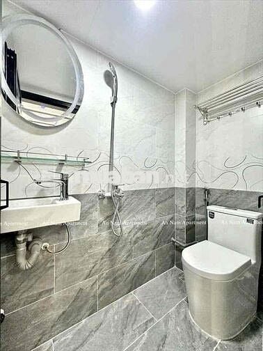 DUPLEX SIU PHẨM GẦN PHAN ĐÌNH PHÙNG , PHỐ PHAN XÍCH LONG , BỜ KÈ .