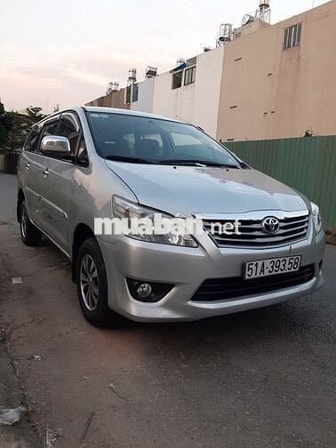 Toyota Innova 2012  - 235000 km