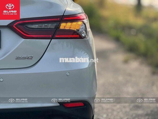 Toyota Camry 2024 2.5Q - 21000 km