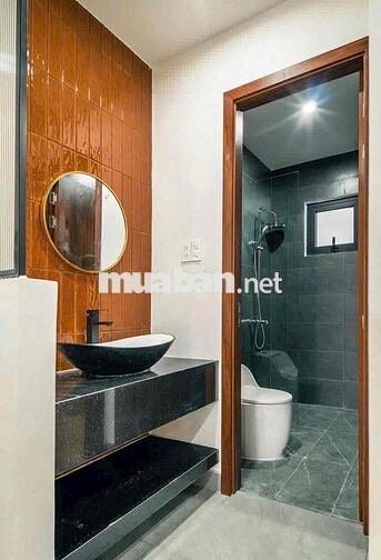 Cho Thuê Nhà 4 Phòng Ngủ Nam Việt Á